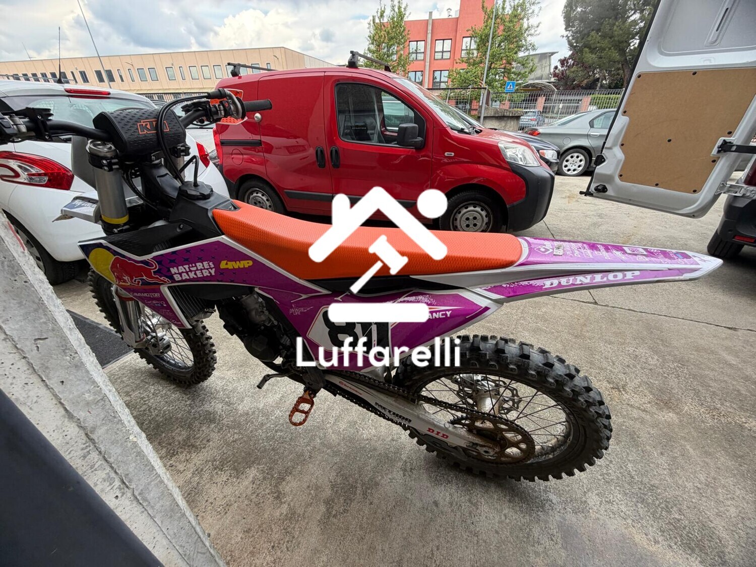 Motoveicolo O Ciclomotore — foto 2