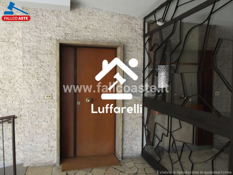 Immagine di APPARTAMENTO VIA VAL DI COGNE – ROMA