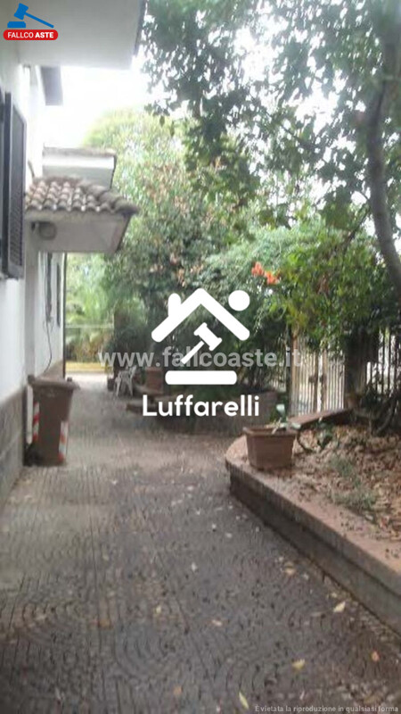 Immagine di GARAGE VIA TENUTA PICCIRILLI – ROMA