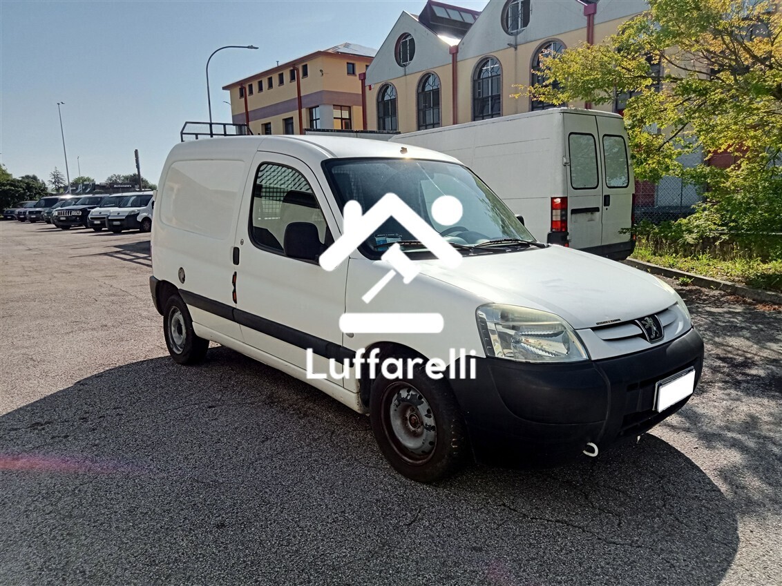 Automezzi Commerciali — foto 2