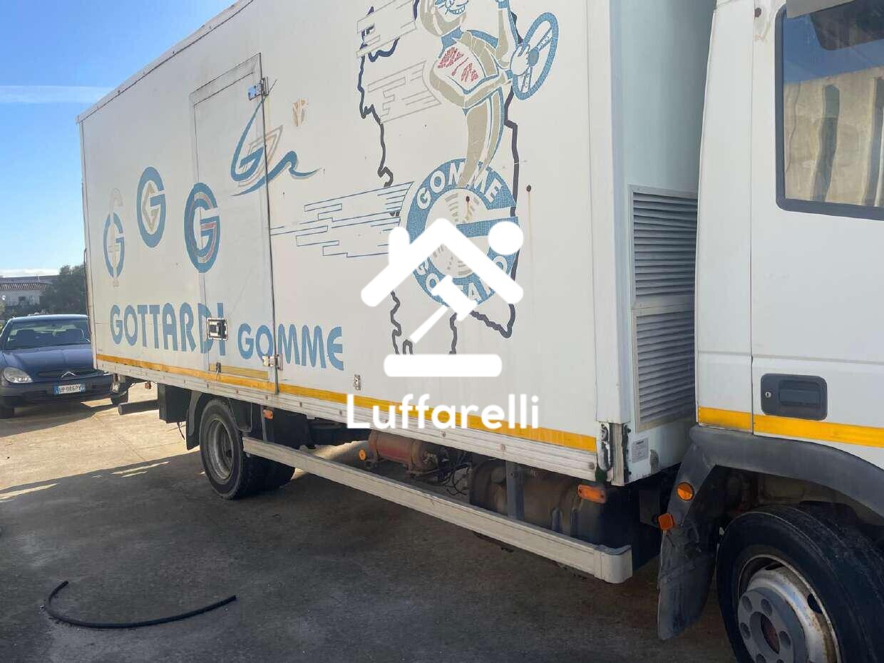 Automezzi Commerciali — foto 4