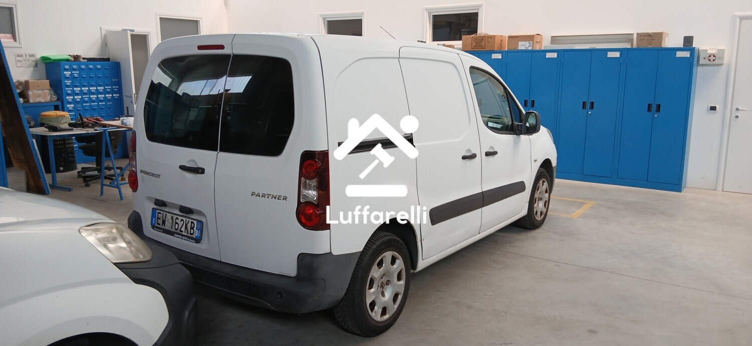 Automezzi Commerciali — foto 2