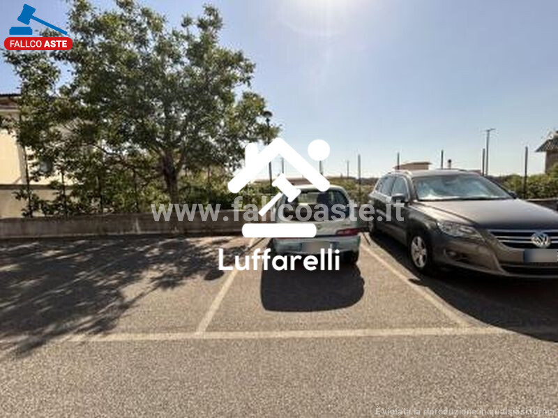 Immagine di APPARTAMENTO VIA POLLUTRI – ROMA