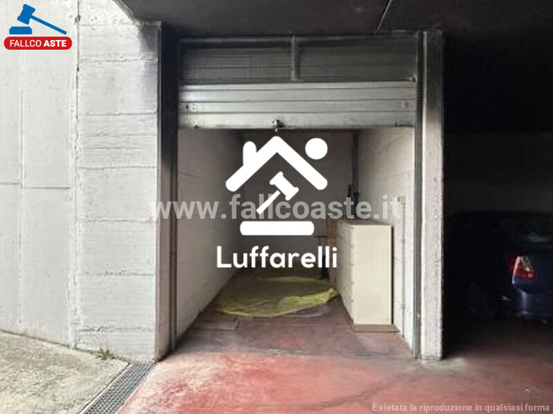 Immagine di APPARTAMENTO VIA POLLUTRI – ROMA