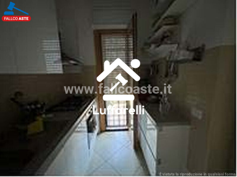 Immagine di APPARTAMENTO VIA POLLUTRI – ROMA