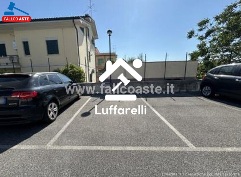 Immagine di APPARTAMENTO VIA POLLUTRI – ROMA