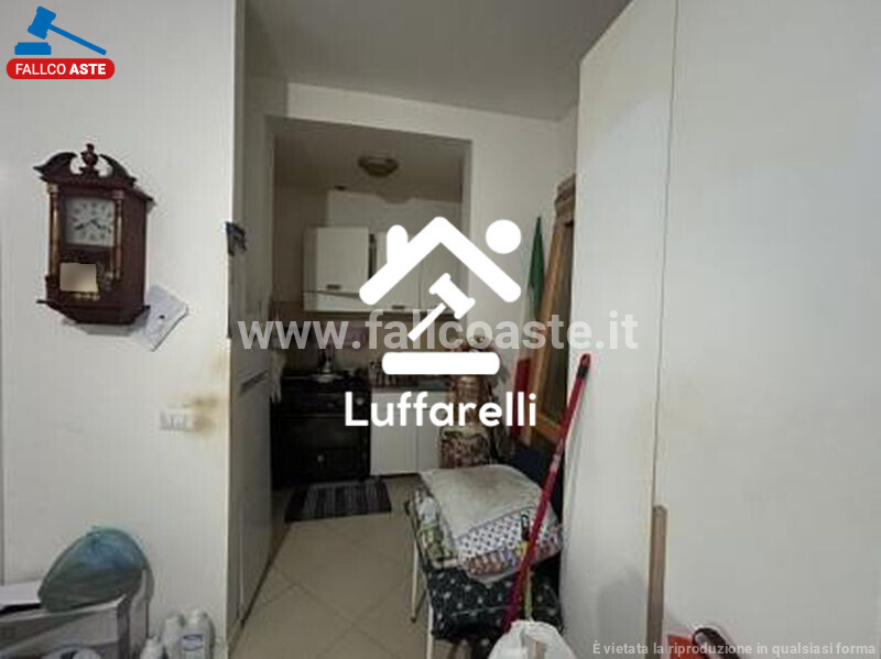 Immagine di APPARTAMENTO VIA POLLUTRI – ROMA