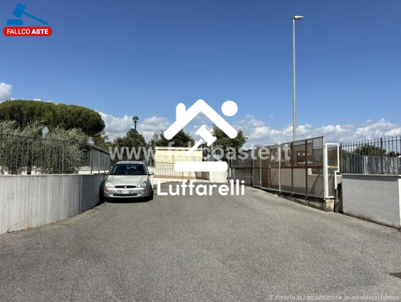 Immagine di APPARTAMENTO VIA POLLUTRI – ROMA