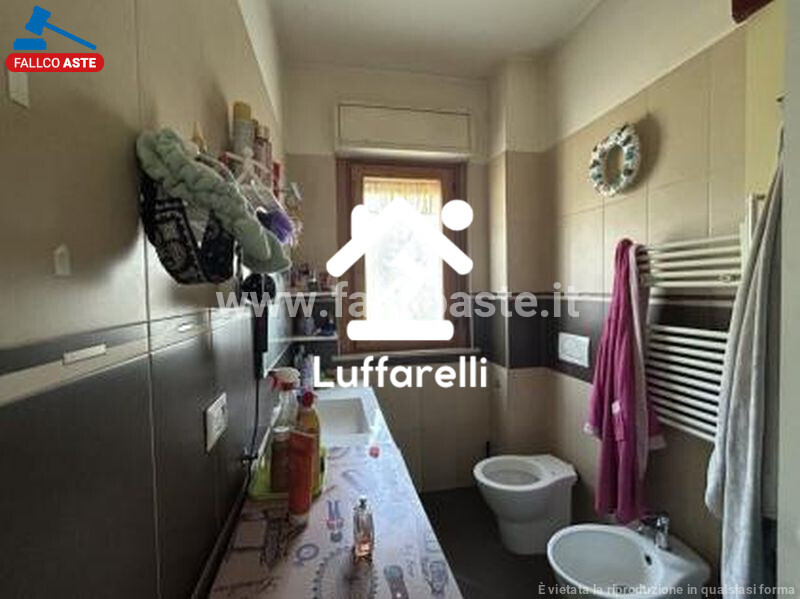 Immagine di APPARTAMENTO VIA POLLUTRI – ROMA