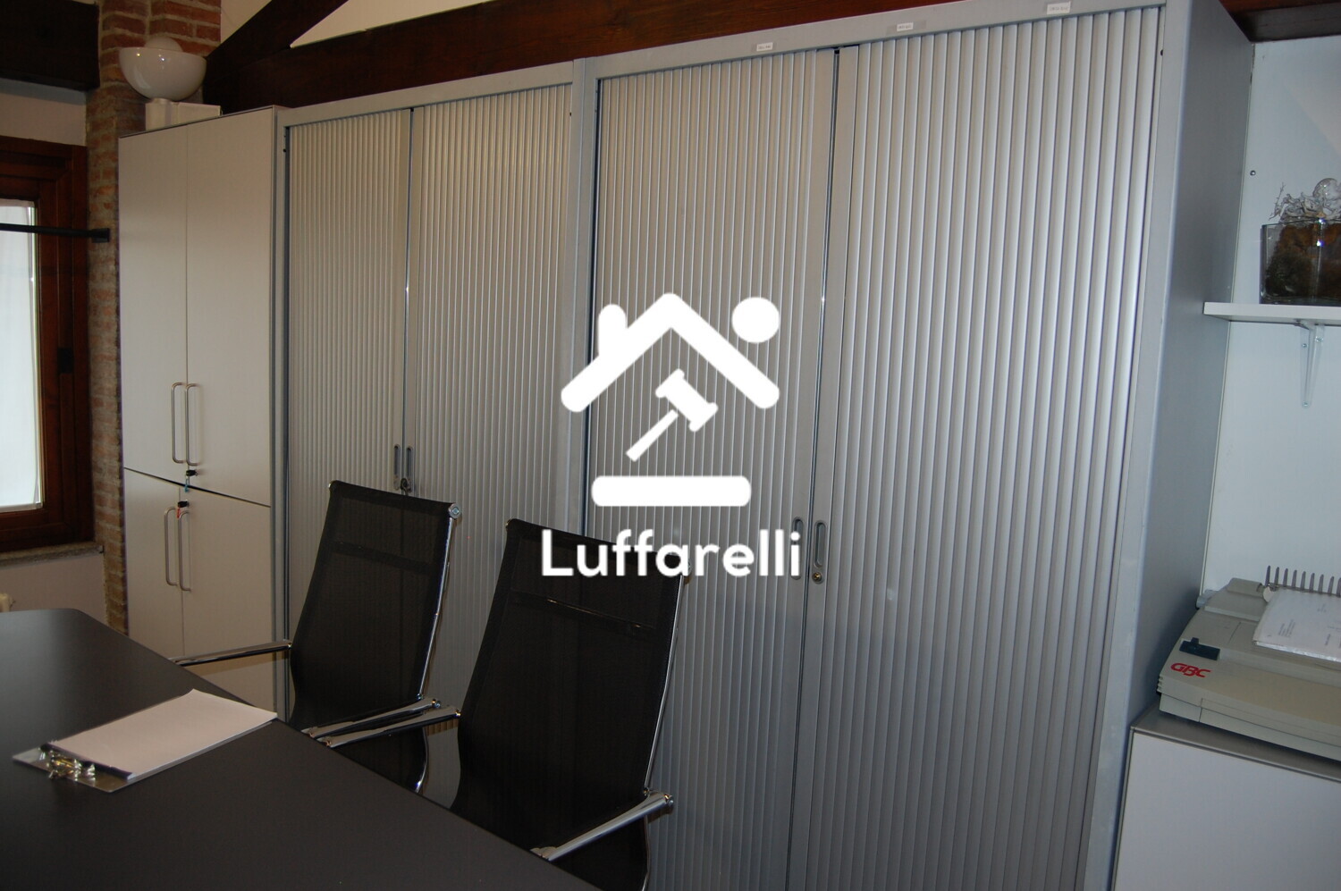 Mobili E Arredo Per Ufficio — foto 8
