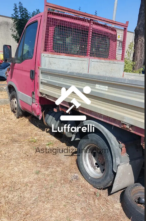 Automezzi Commerciali — foto 2