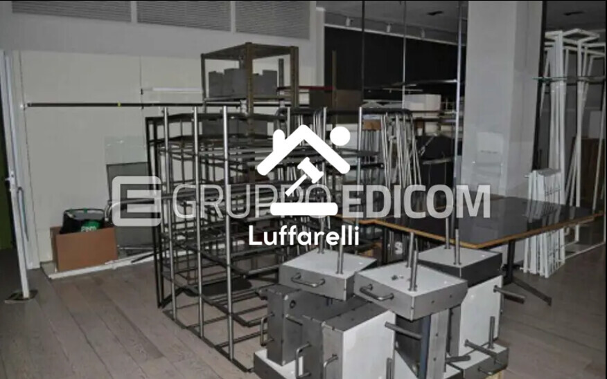 Arredi Da Ufficio E Varie — foto 8