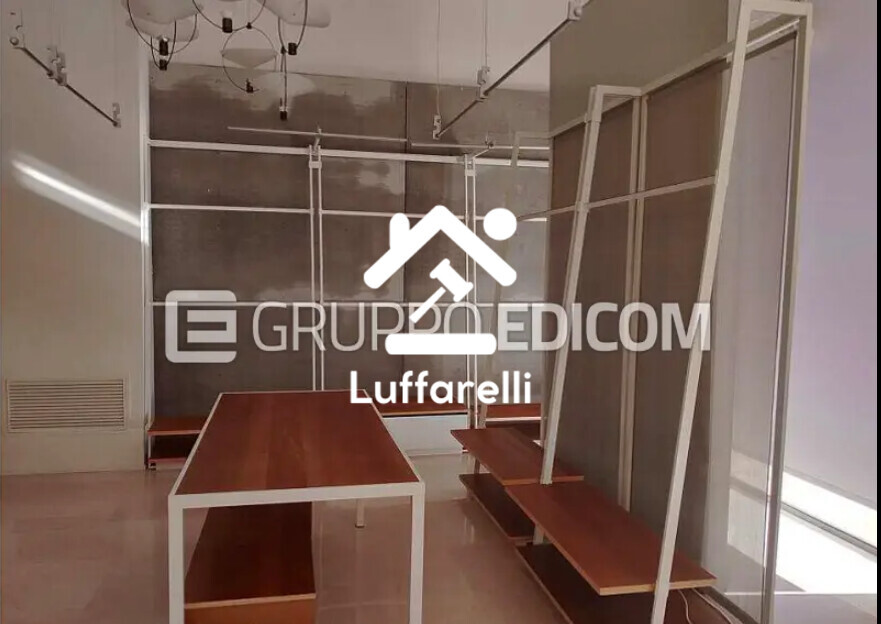 Arredi Da Ufficio E Varie — foto 2