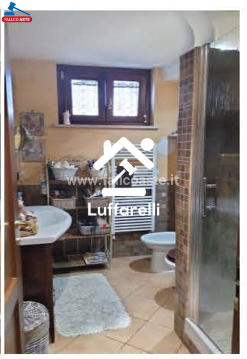 Immagine di CASA / VILLA VIA MONGUELFO – ROMA