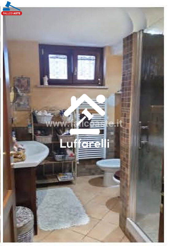 Immagine di CASA / VILLA VIA MONGUELFO – ROMA
