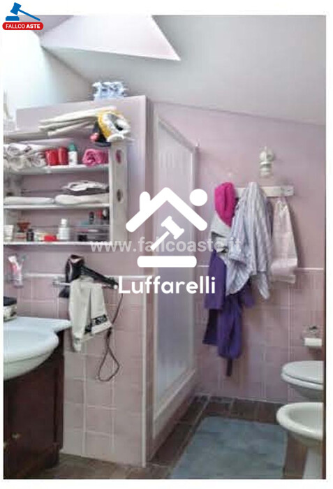 Immagine di CASA / VILLA VIA MONGUELFO – ROMA
