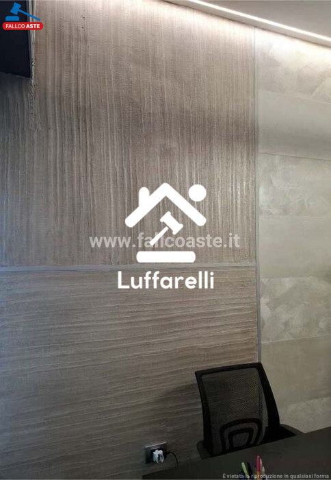 Immagine di NEGOZIO O LOCALE COMMERCIALE PIAZZA MONTE BALDO – ROMA