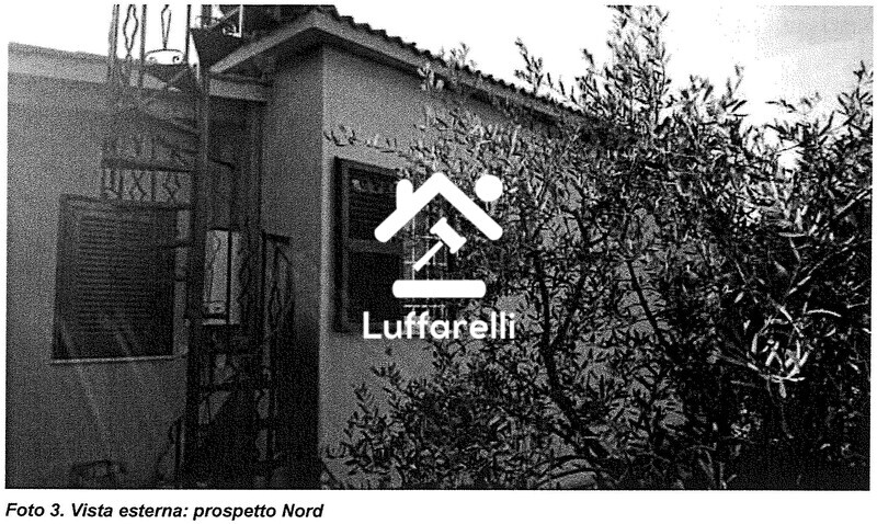 Immagine di CASA / VILLA LOCALITÀ PRATONI PARTI COMUNI – COLONNA