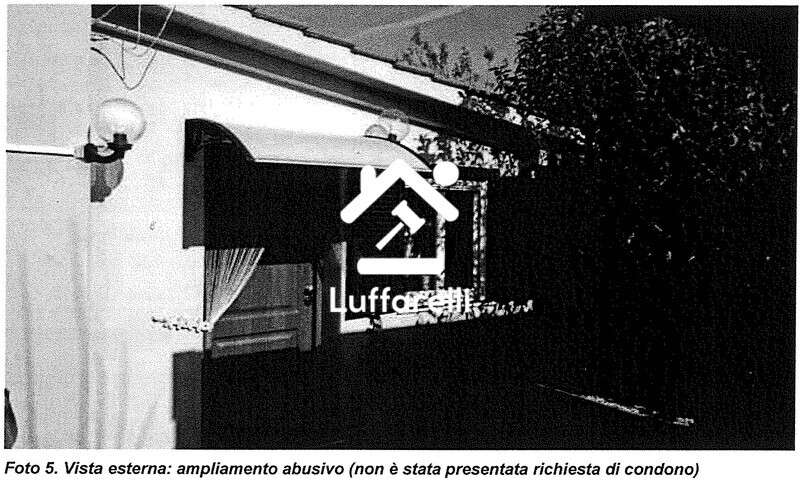 Immagine di CASA / VILLA LOCALITÀ PRATONI PARTI COMUNI – COLONNA