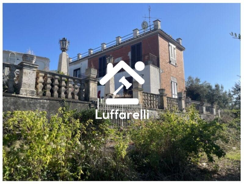 Immagine di TERRENO VIA DEI FIENILI – VELLETRI