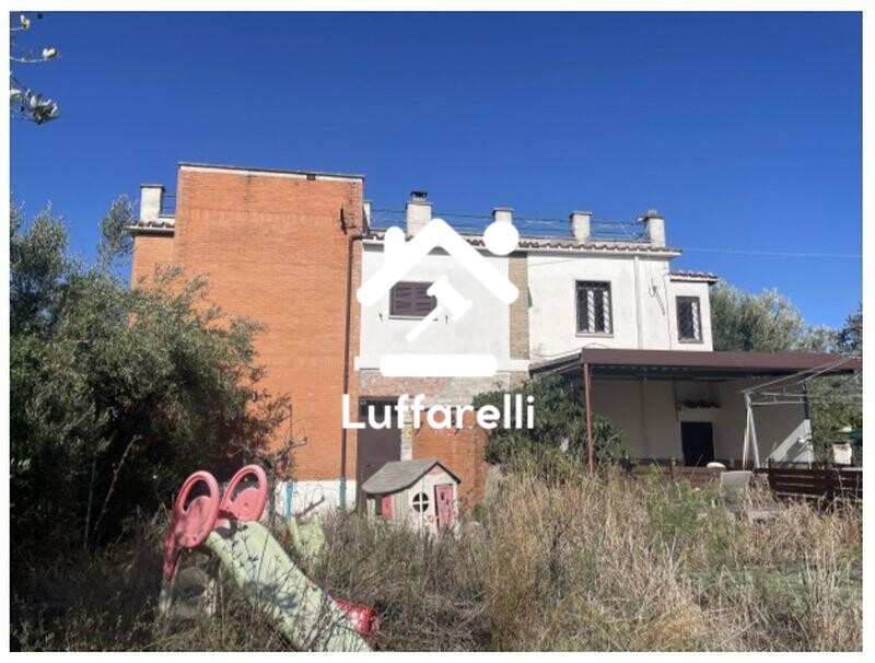 Immagine di TERRENO VIA DEI FIENILI – VELLETRI