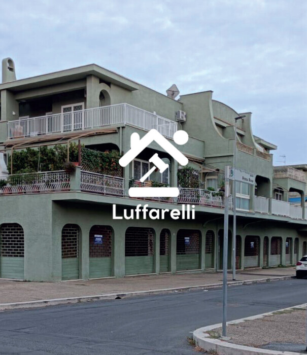 Immagine di NEGOZIO O LOCALE COMMERCIALE PIAZZA PRIMA ROSA – CERVETERI
