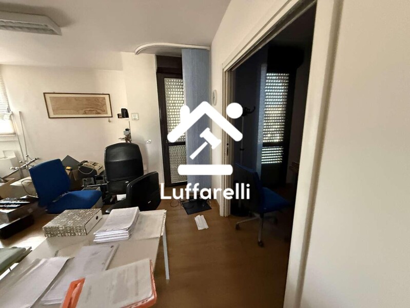 Immagine di UFFICIO / STUDIO VIA BRUXELLES – LATINA