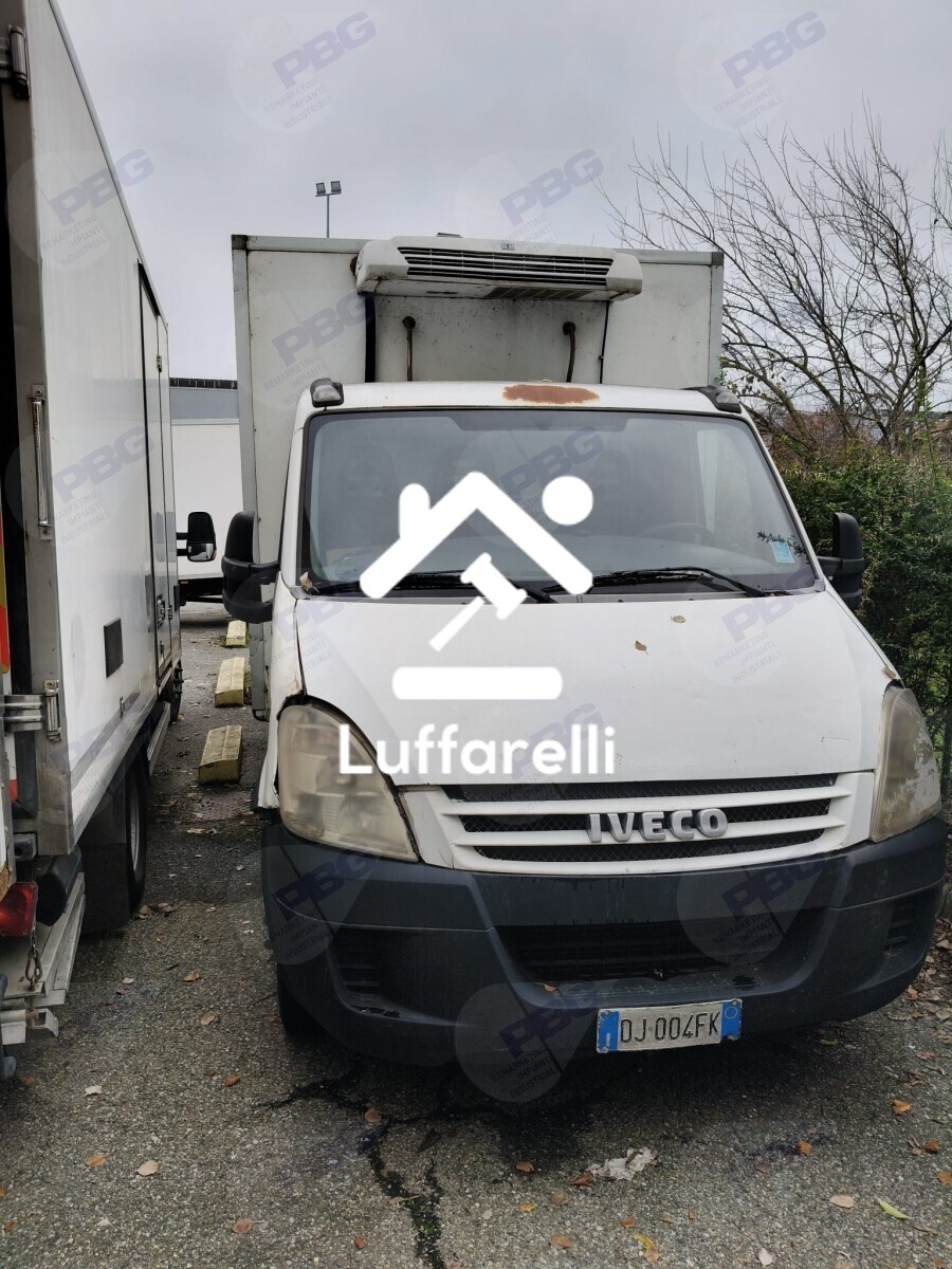 Automezzi Commerciali — foto 2