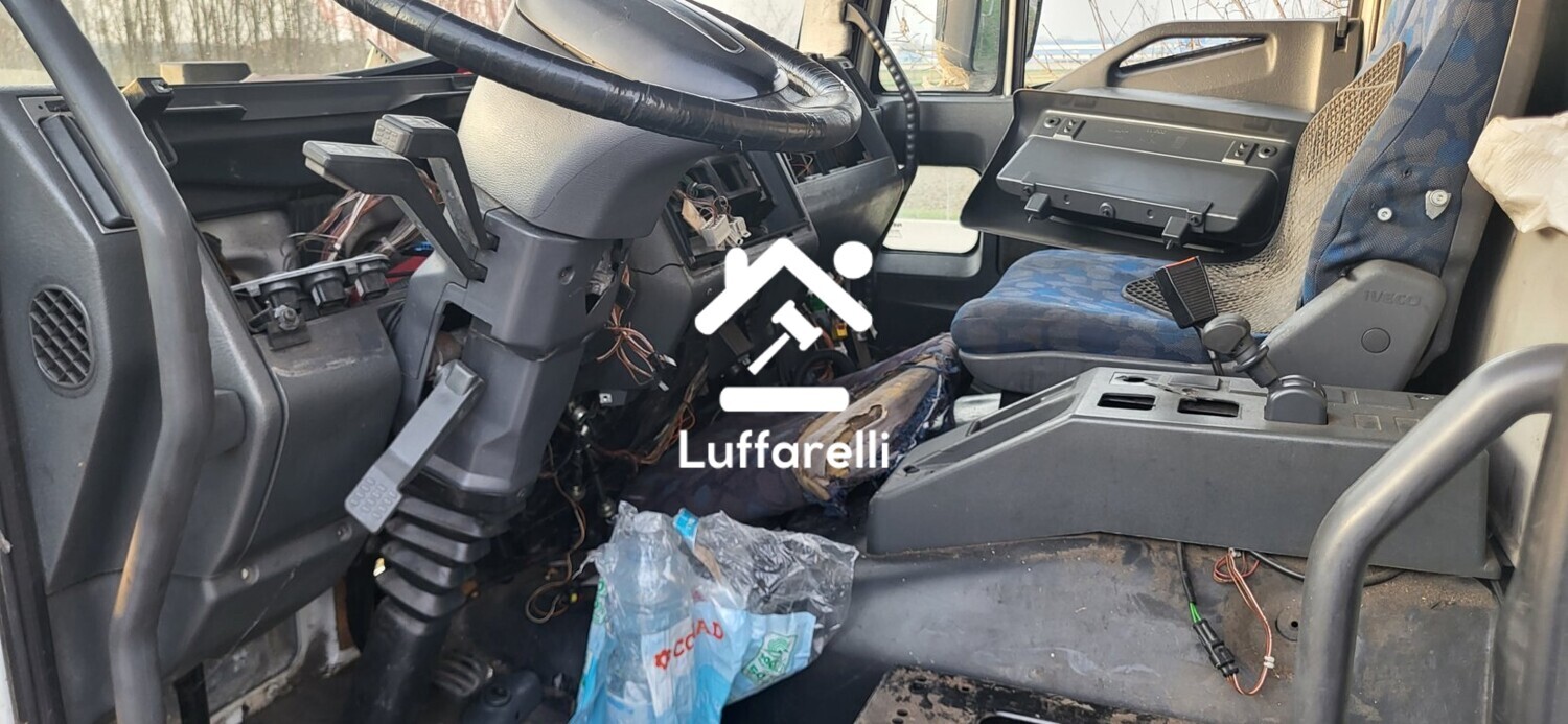 Automezzi Commerciali — foto 4