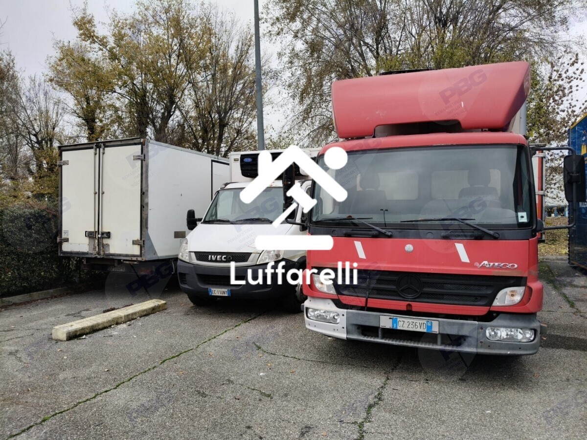 Automezzi Commerciali — foto 2
