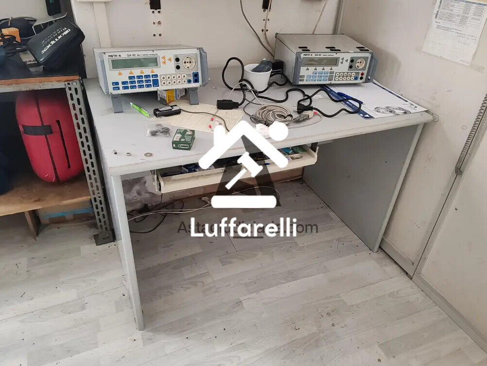 Arredi Da Ufficio E Varie — foto 2