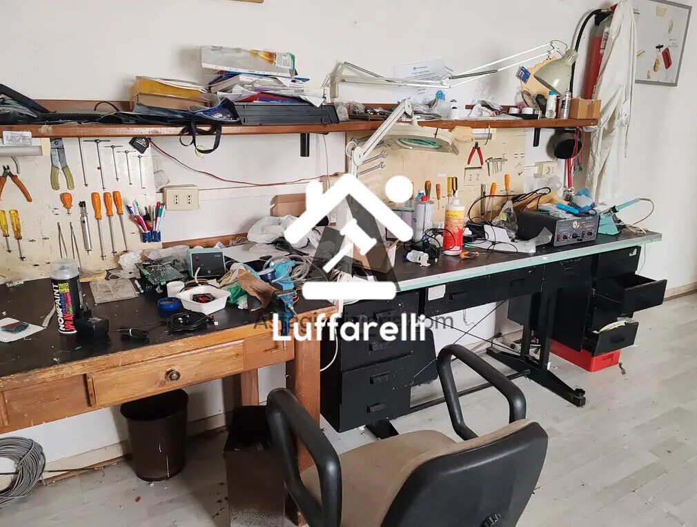 Arredi Da Ufficio E Varie — foto 3