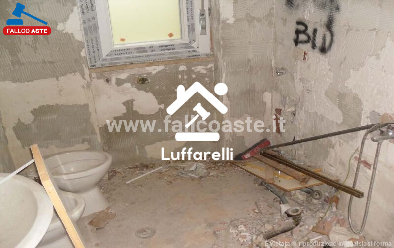 Immagine di APPARTAMENTO VIA FRANCESCO TOVAGLIERI – ROMA