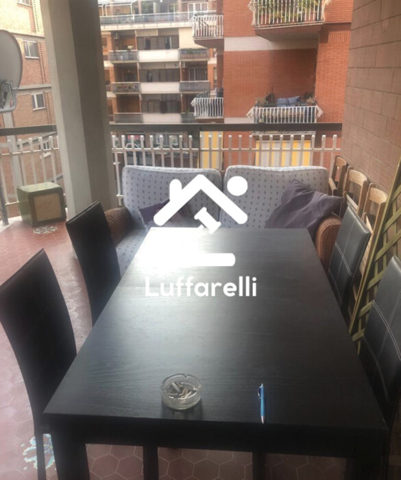 Immagine di NEGOZIO O LOCALE COMMERCIALE VIA VALLE CORTENO N.15 – ROMA