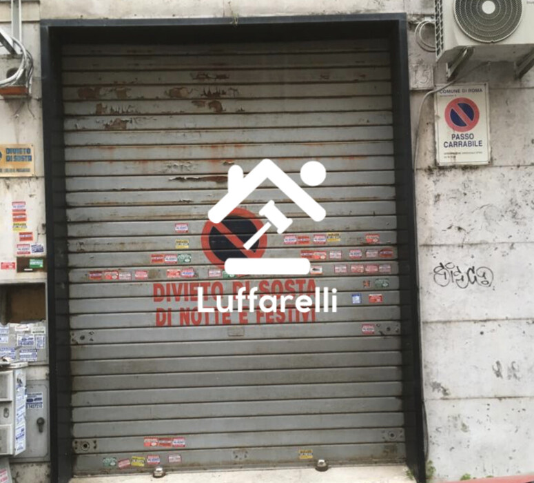 Immagine di NEGOZIO O LOCALE COMMERCIALE VIA VALLE CORTENO N.15 – ROMA