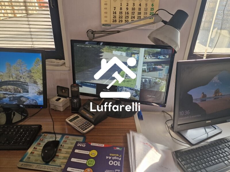 Mobili E Arredo Per Ufficio — foto 7