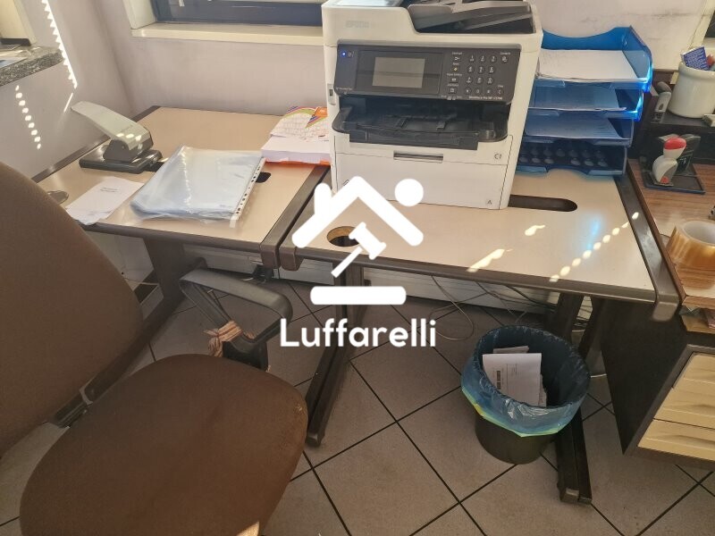 Mobili E Arredo Per Ufficio — foto 4