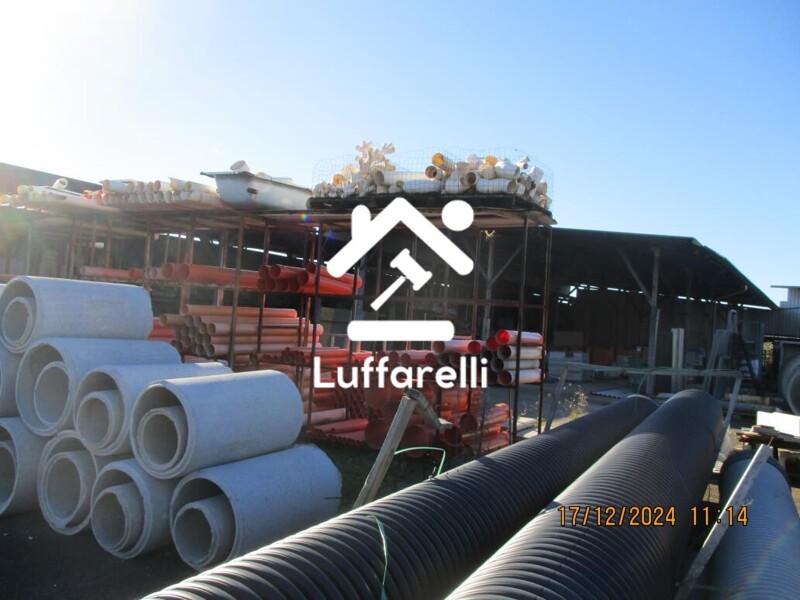 Immagine di NEGOZIO O LOCALE COMMERCIALE STRADA PROVINCIALE VELLETRI – ANZIO – CORI
