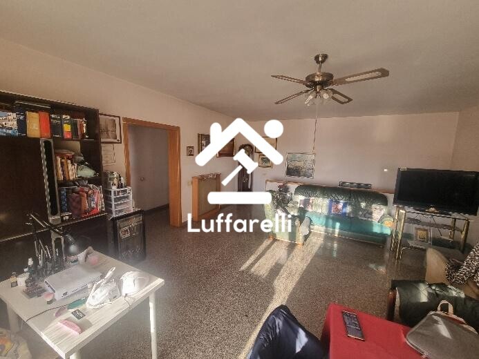 Immagine di CASA / VILLA VIA GIACOMO LEOPARDI – CIVITAVECCHIA