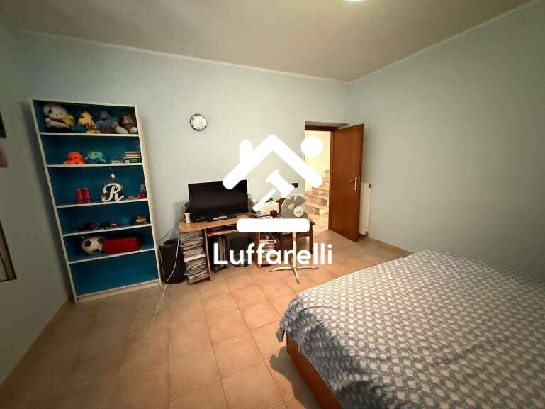 Immagine di APPARTAMENTO VIA CAMICIOLA – RIPI