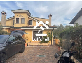 Immagine di CASA / VILLA VIA MANDELA – GUIDONIA MONTECELIO