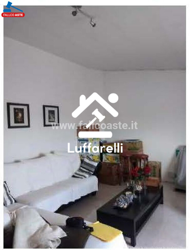 Immagine di APPARTAMENTO VIA BARIANO 39 – ROMA