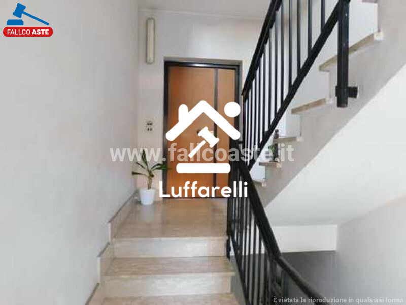 Immagine di APPARTAMENTO VIA BARIANO 39 – ROMA