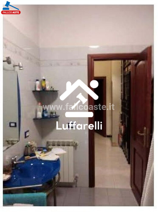 Immagine di APPARTAMENTO VIA BARIANO 39 – ROMA