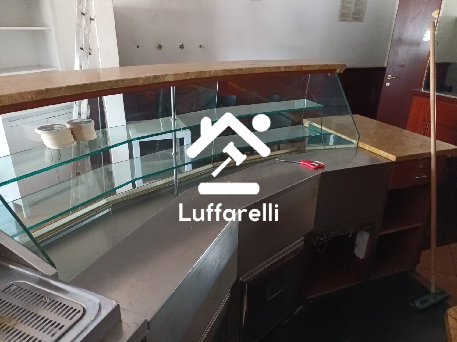 Arredi Da Ufficio E Varie — foto 4
