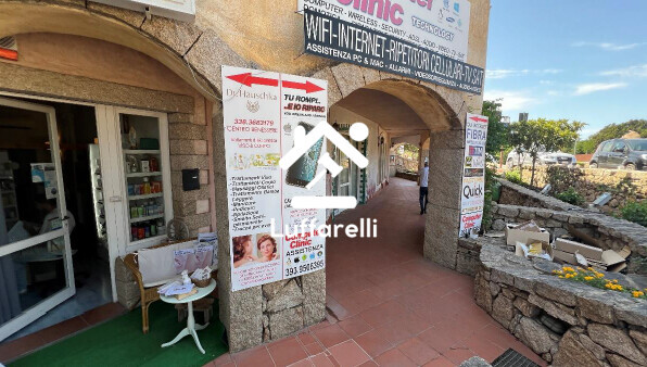 NEGOZIO O LOCALE COMMERCIALE LOCALITÀ LISCIA DI VACCA - ARZACHENA — foto 3