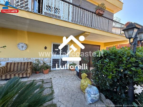 APPARTAMENTO VIA CASABONA - ROMA — foto 9