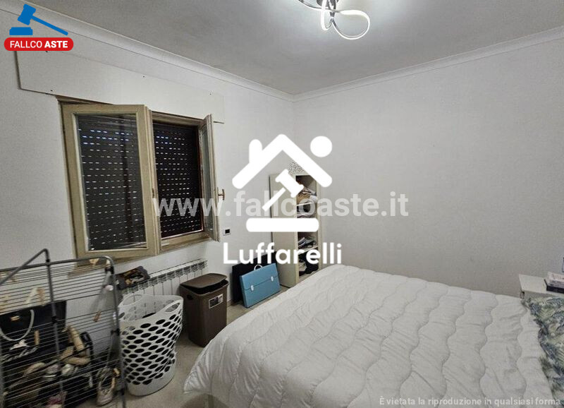 Immagine di APPARTAMENTO VIA DI TORRE MORENA – ROMA