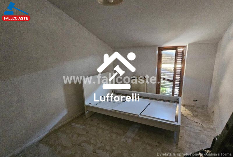 Immagine di APPARTAMENTO VIA DI TORRE MORENA – ROMA