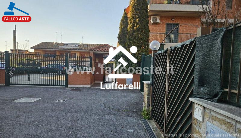 Immagine di APPARTAMENTO VIA DI TORRE MORENA – ROMA